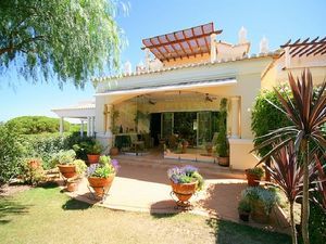 Villa for sale in Almancil - SMA6569